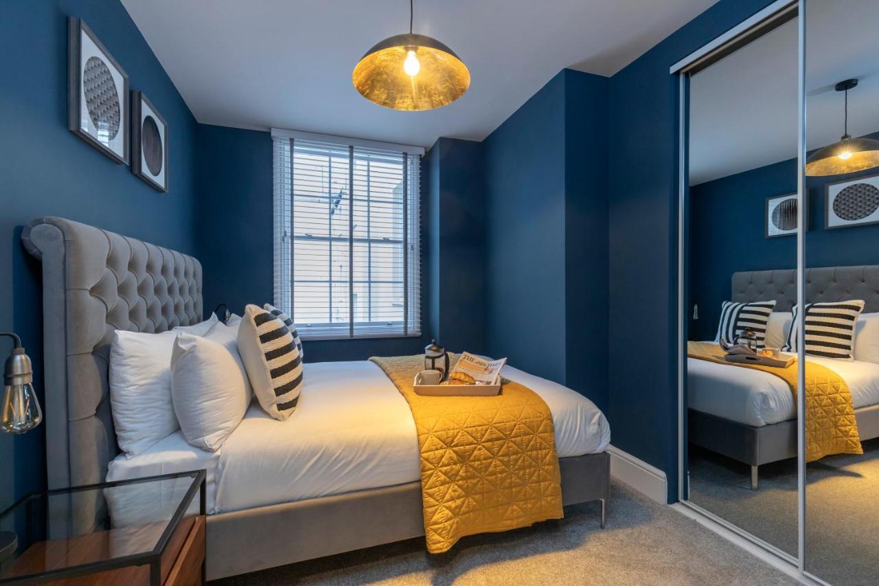 Elliot Oliver - Luxury 2 Bedroom Regency Apartment With Parking & Ev Charger Cheltenham Exterior photo